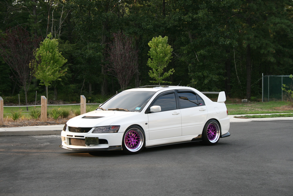 2005 Mitsubishi Lancer Evolution photo