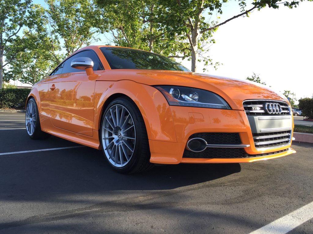 2010 Audi TTS photo