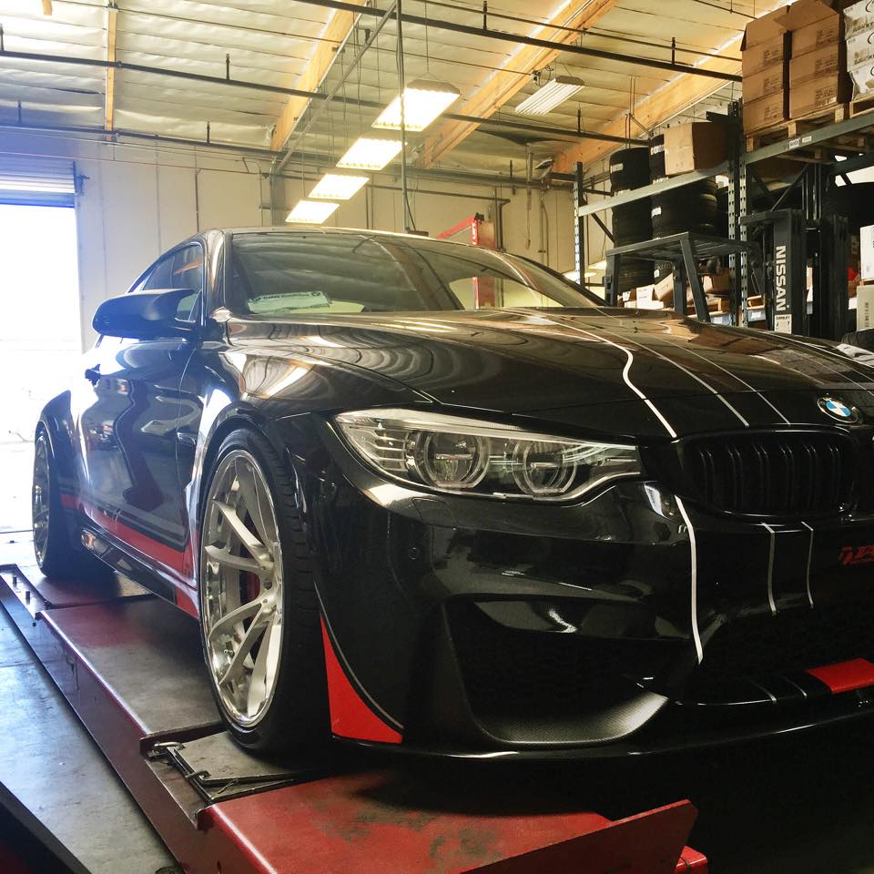 2015 BMW M4 photo