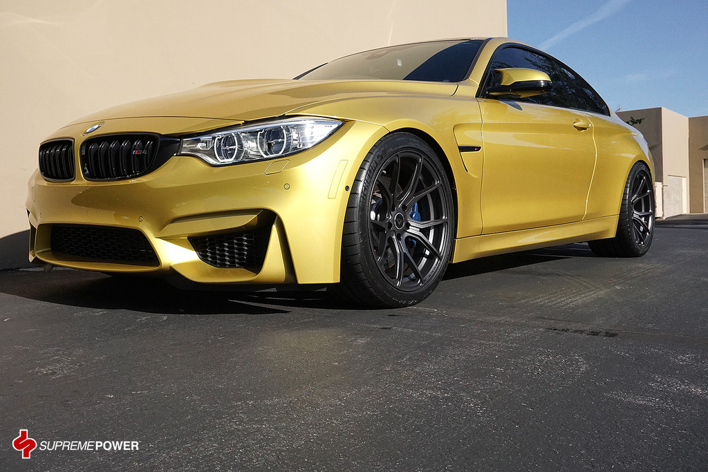 2015 BMW M4 photo