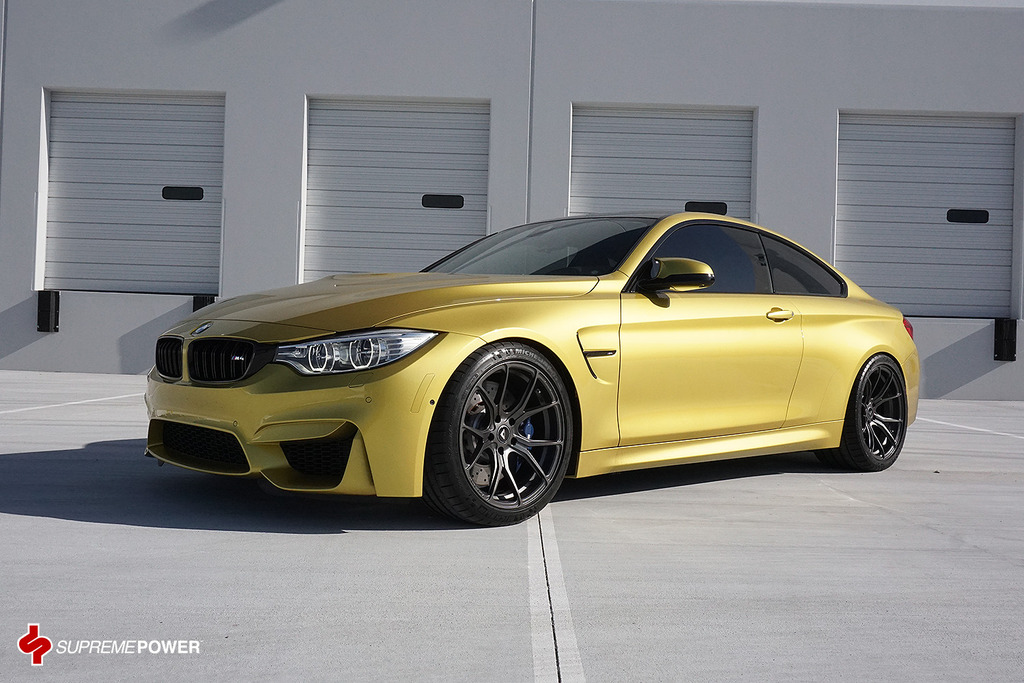 2015 BMW M4 photo