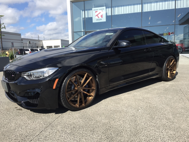 2015 BMW M4 photo