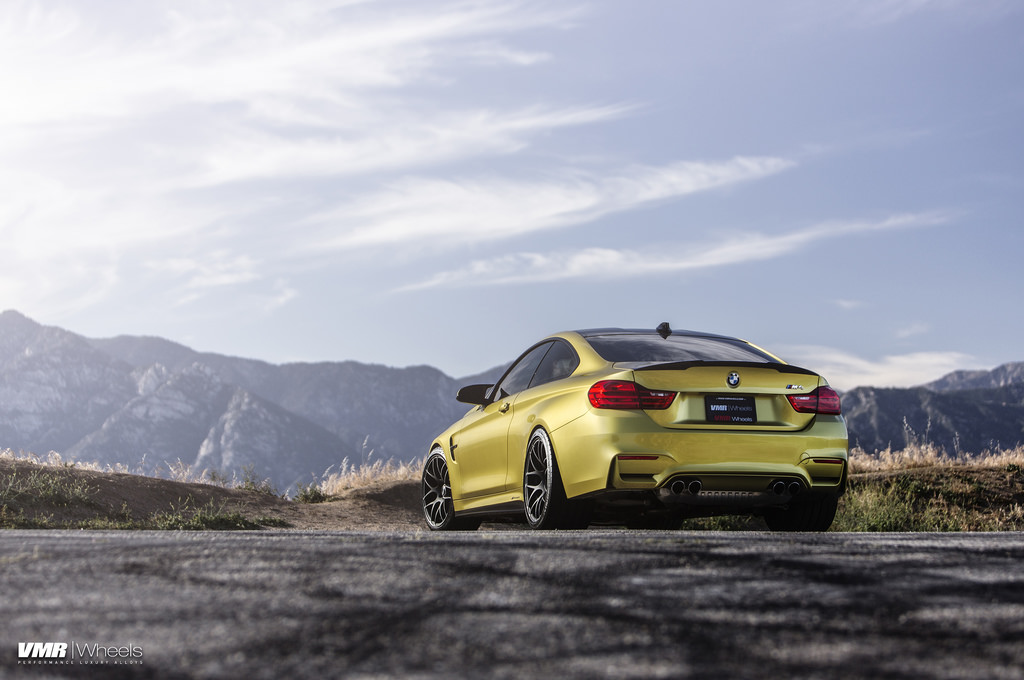 2015 BMW M4 photo