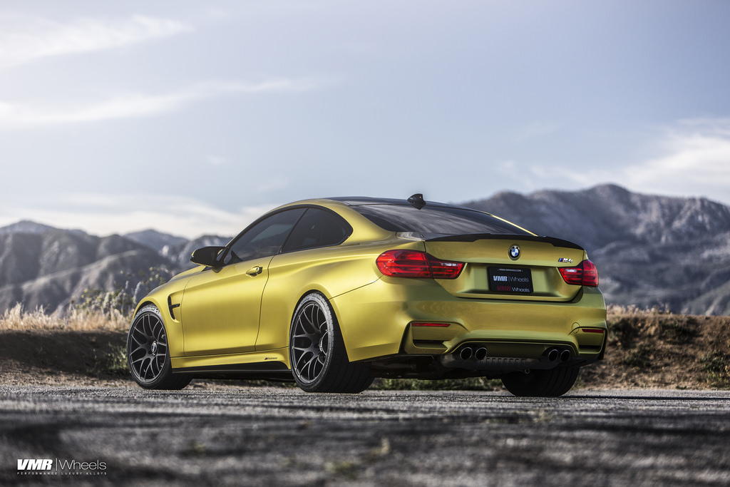 2015 BMW M4 photo