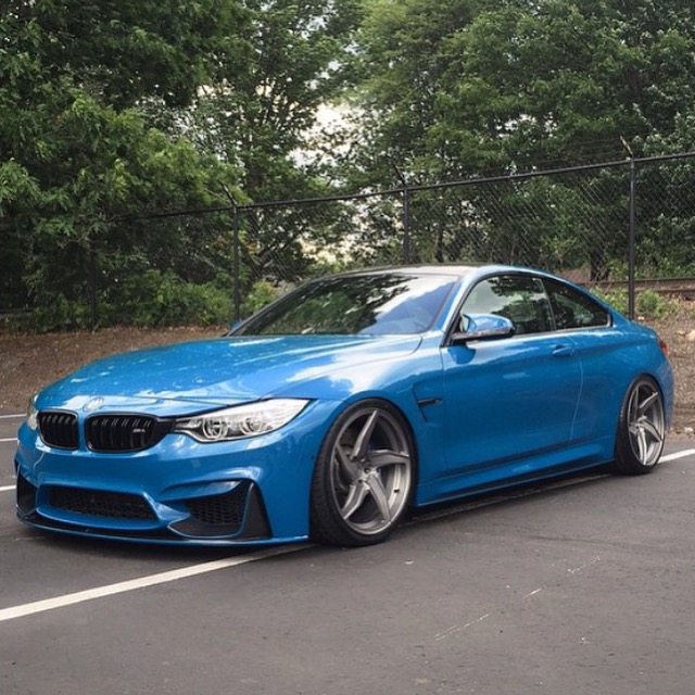 2015 BMW M4 photo