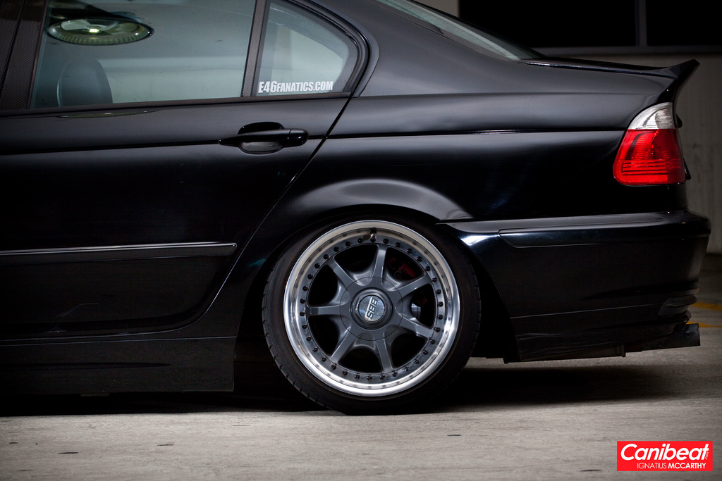 2000 BMW  318 photo