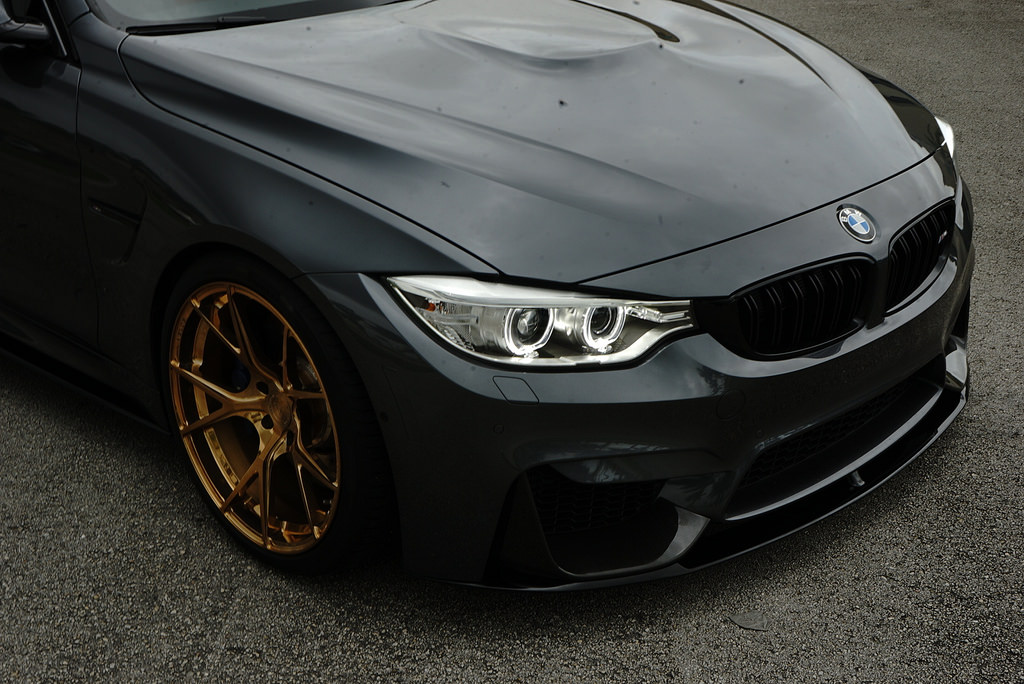 2016 BMW M4 photo