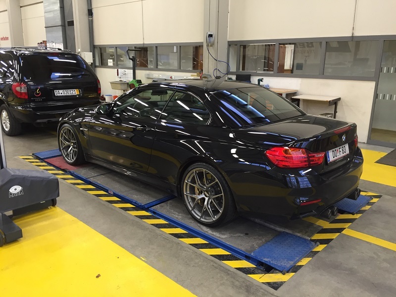 2016 BMW M4 photo