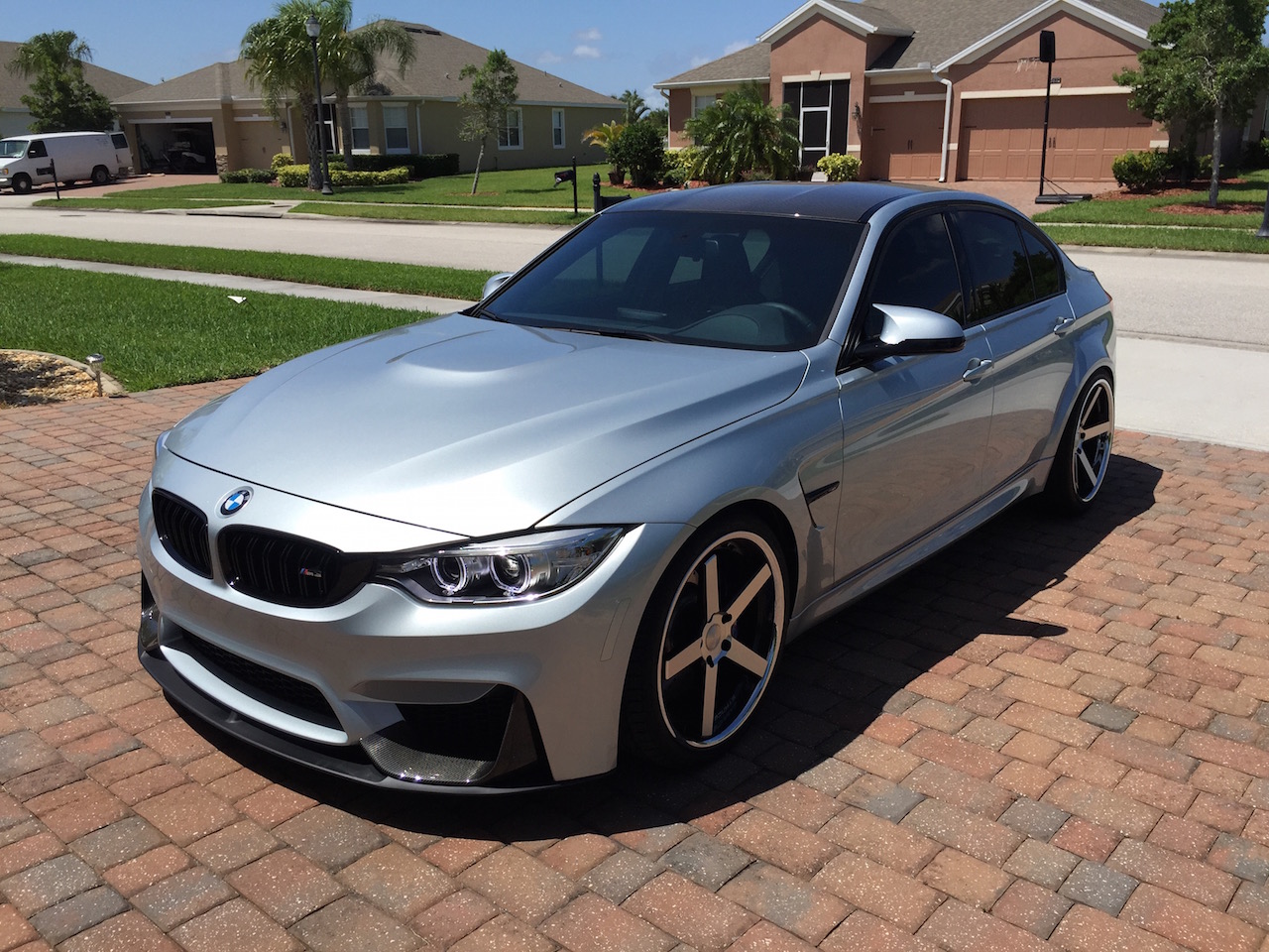 2016 BMW M3 photo