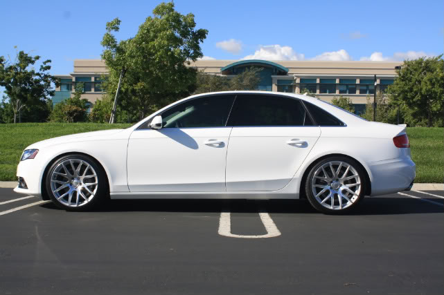 2010 Audi A4 photo