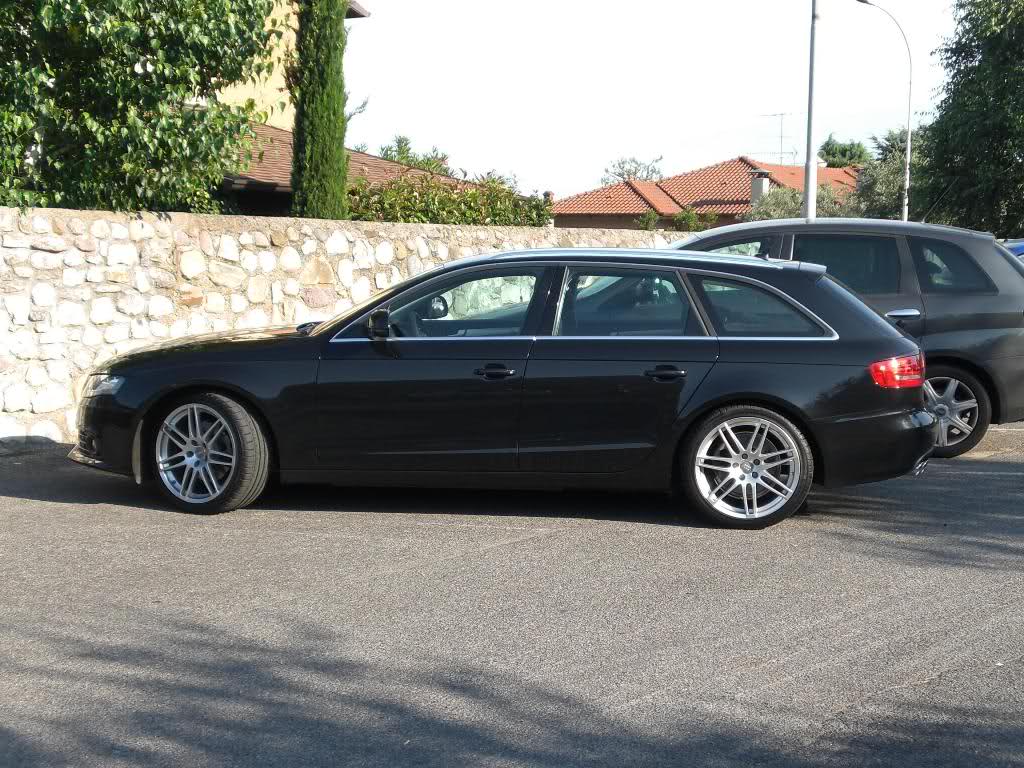 2010 Audi A4 photo