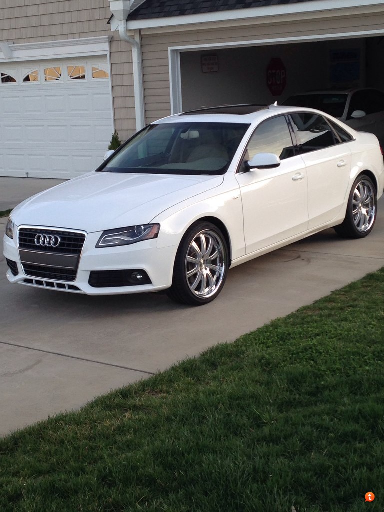 2010 Audi A4 photo