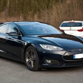 2013 Tesla Model S