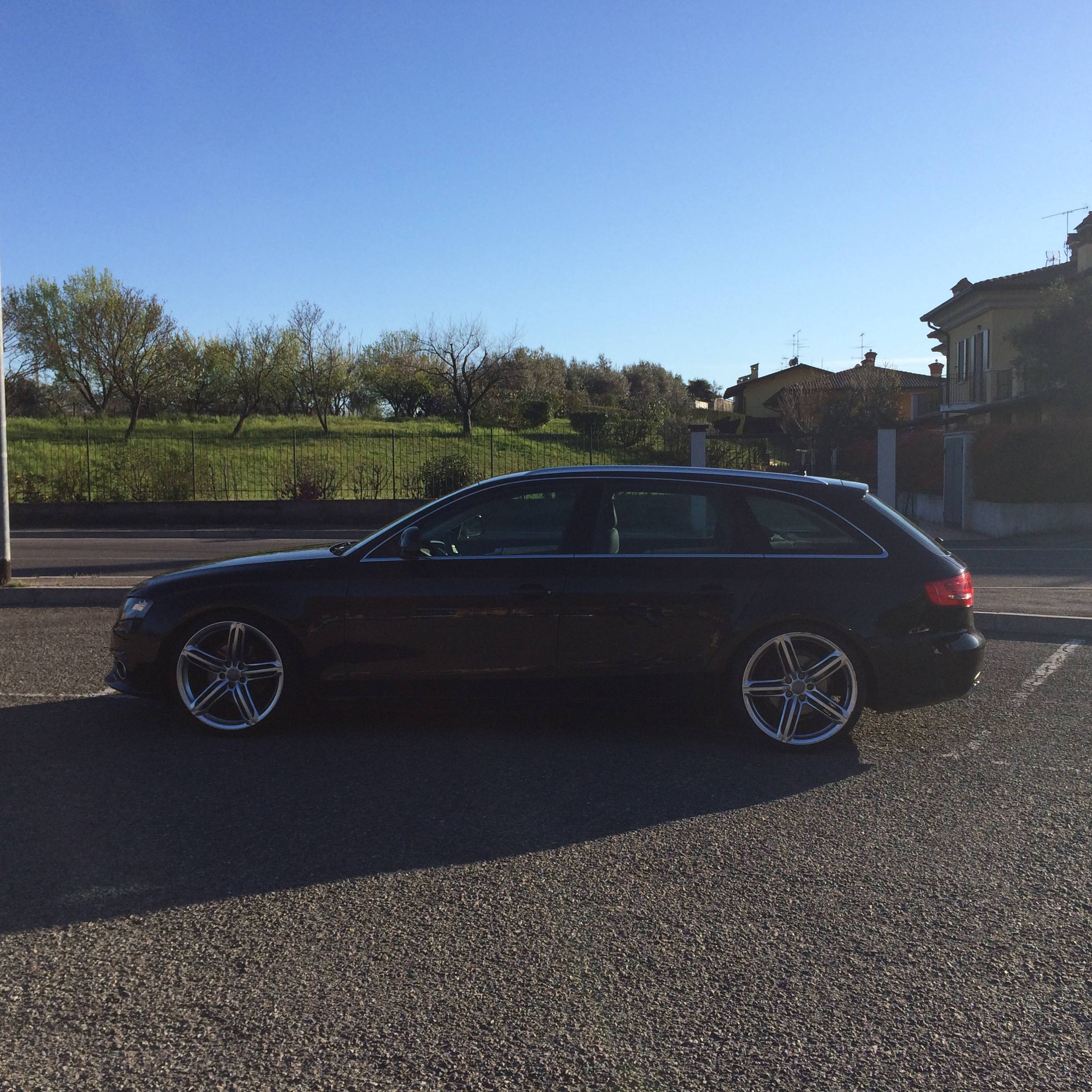 2009 Audi A4 photo