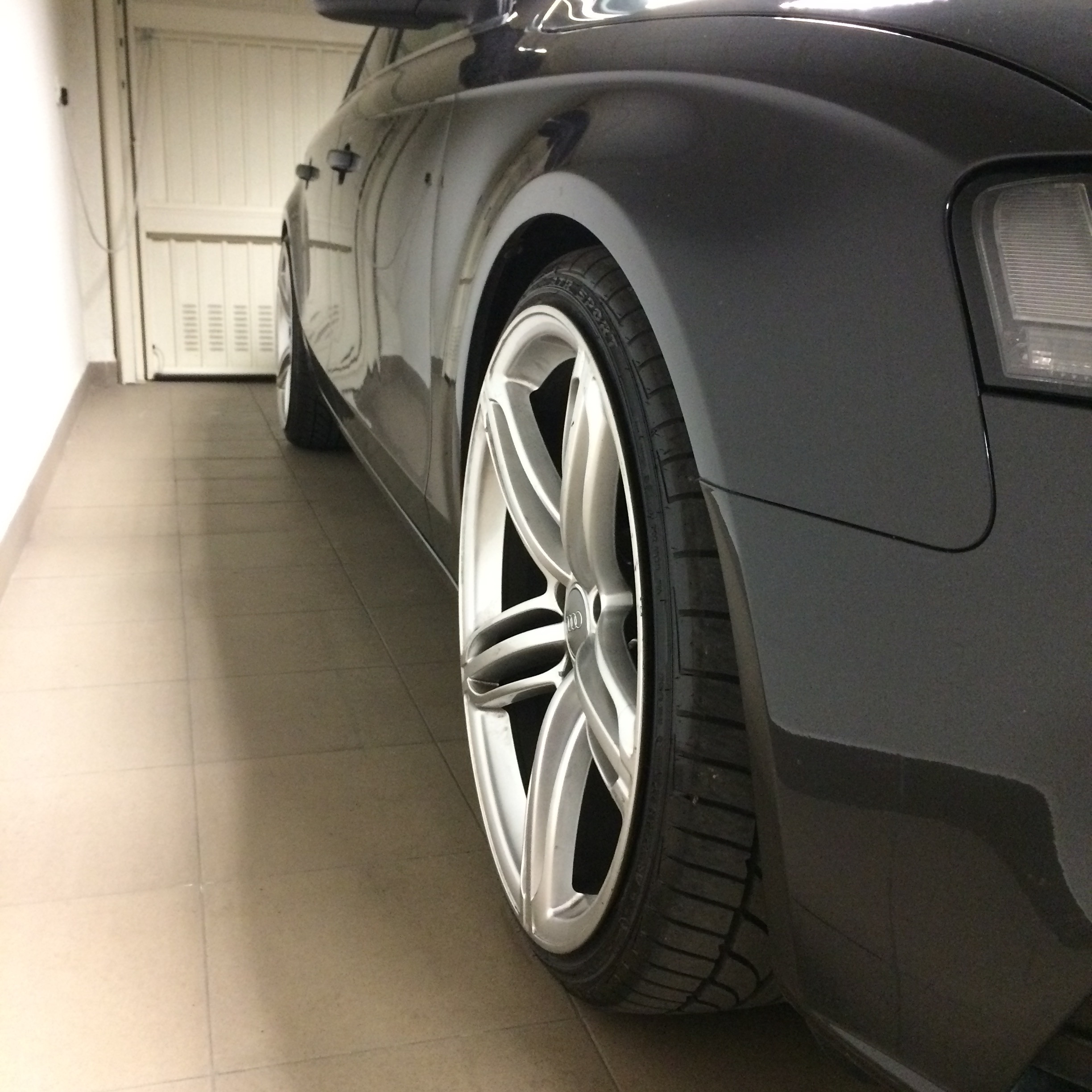 2009 Audi A4 photo