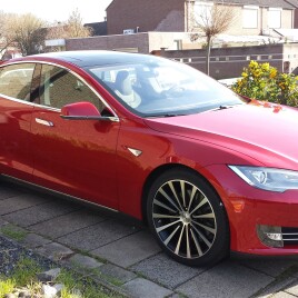2014 Tesla Model S