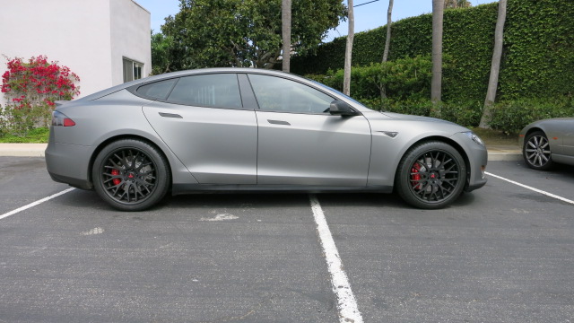 2014 Tesla Model S photo