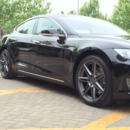 2014 Tesla Model S