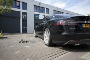2014 Tesla Model S