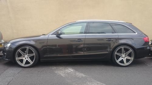 2010 Audi A4 photo