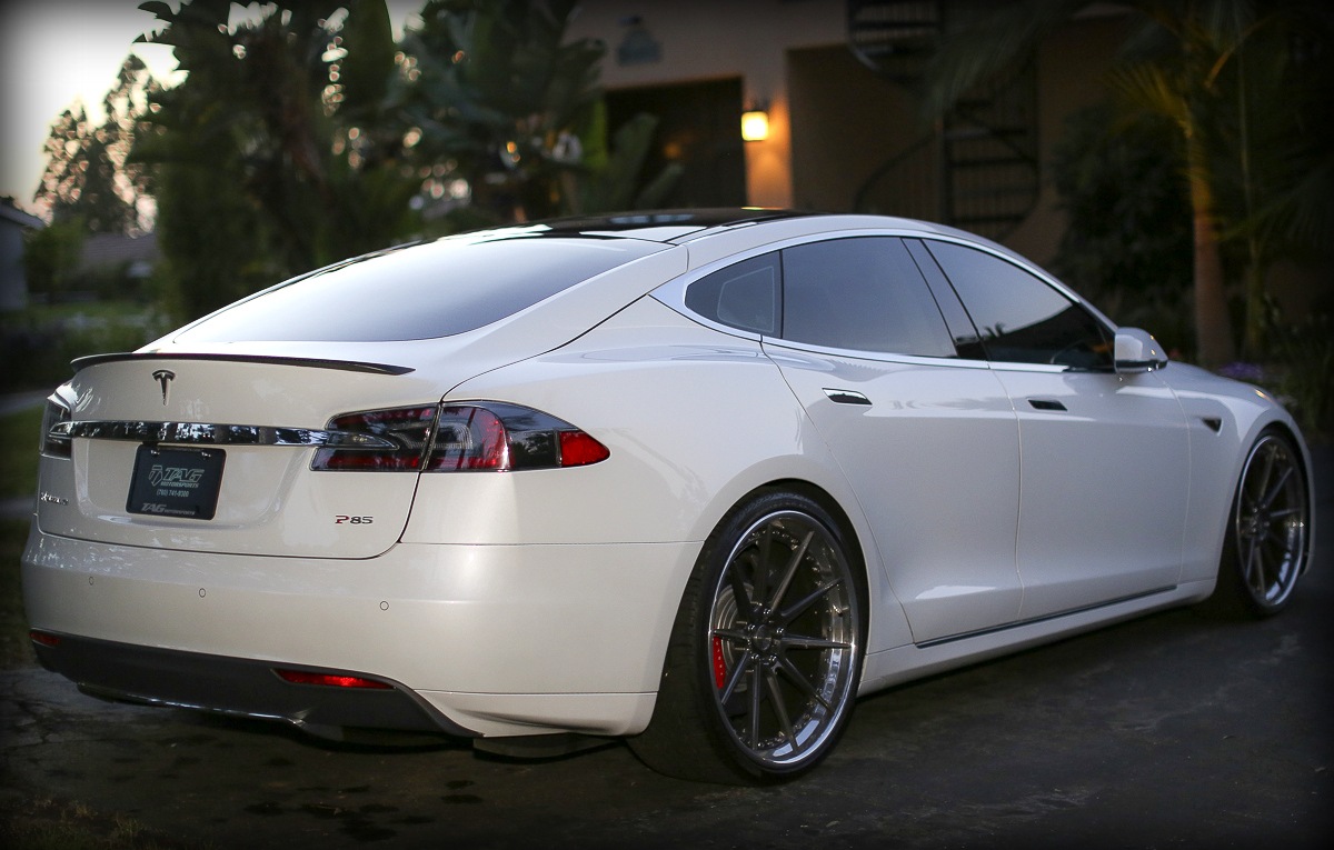 2014 Tesla Model S photo