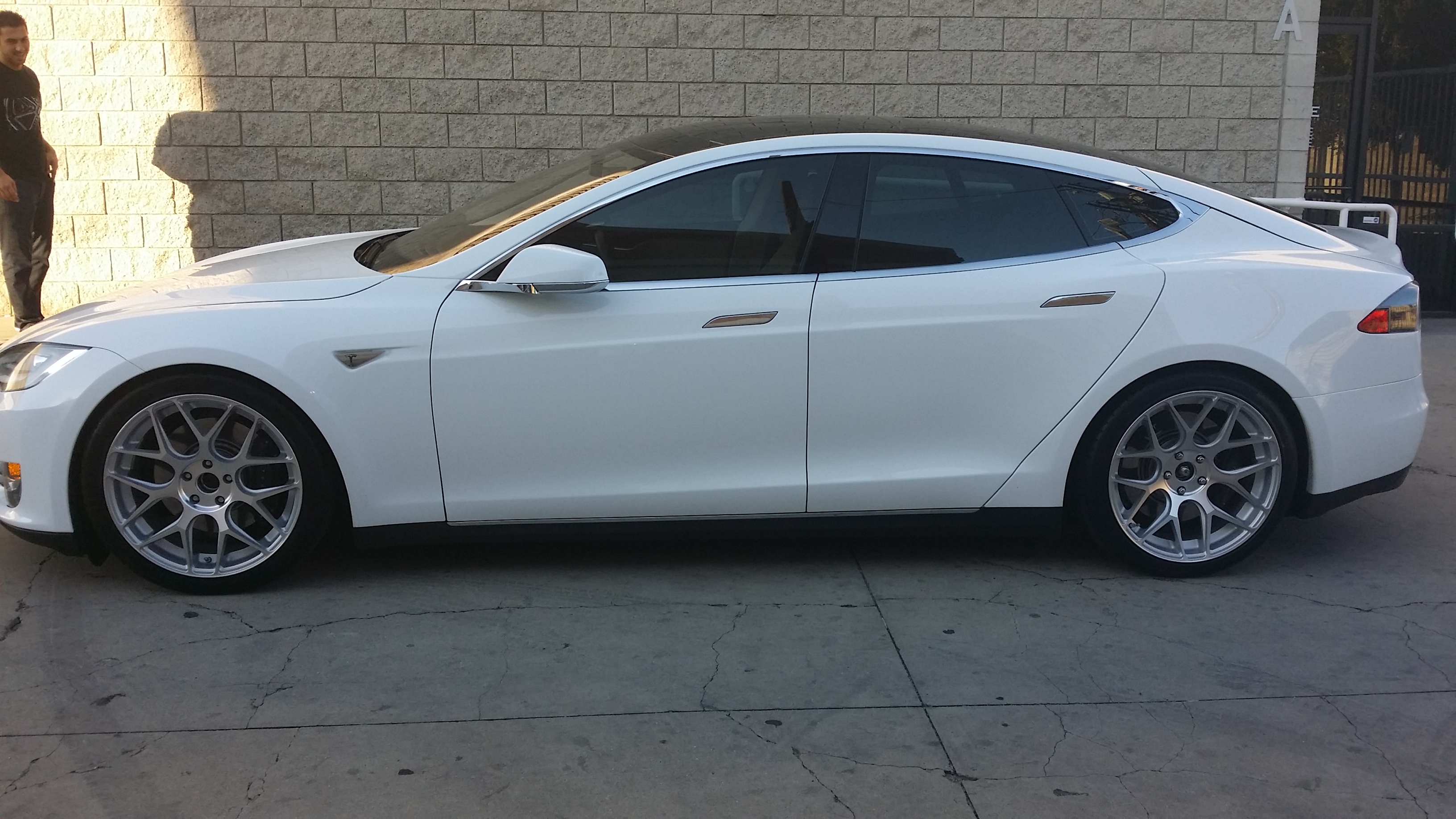 2015 Tesla Model S photo