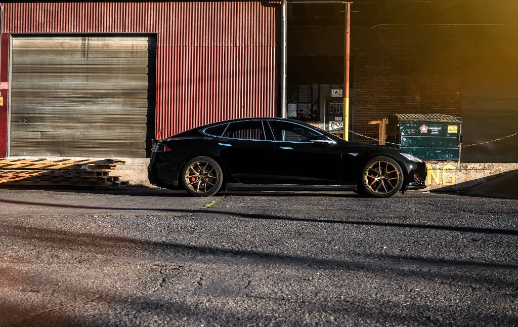 2014 Tesla Model S photo