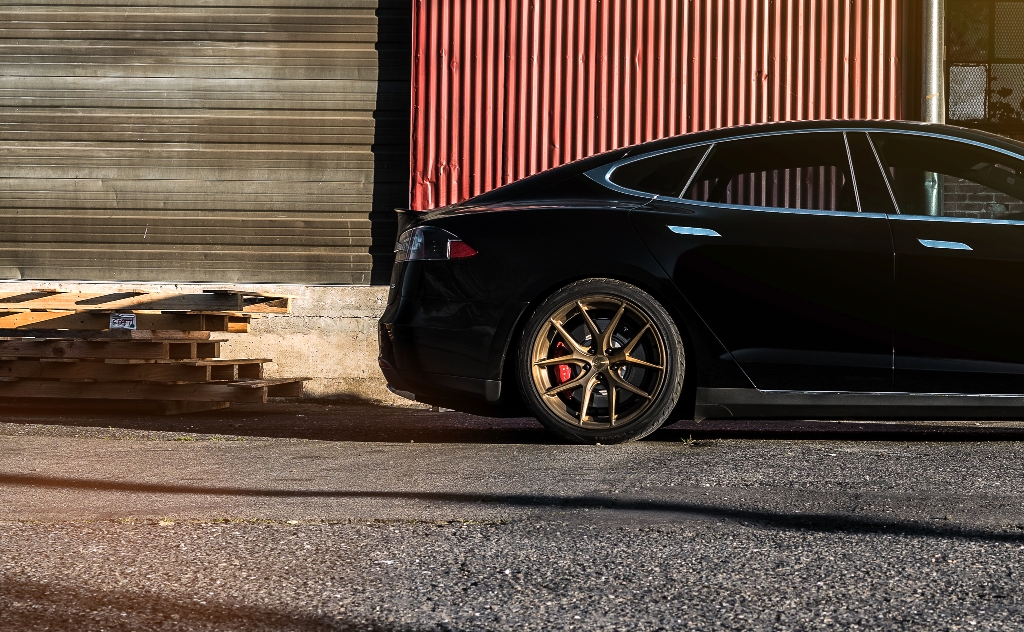 2014 Tesla Model S photo