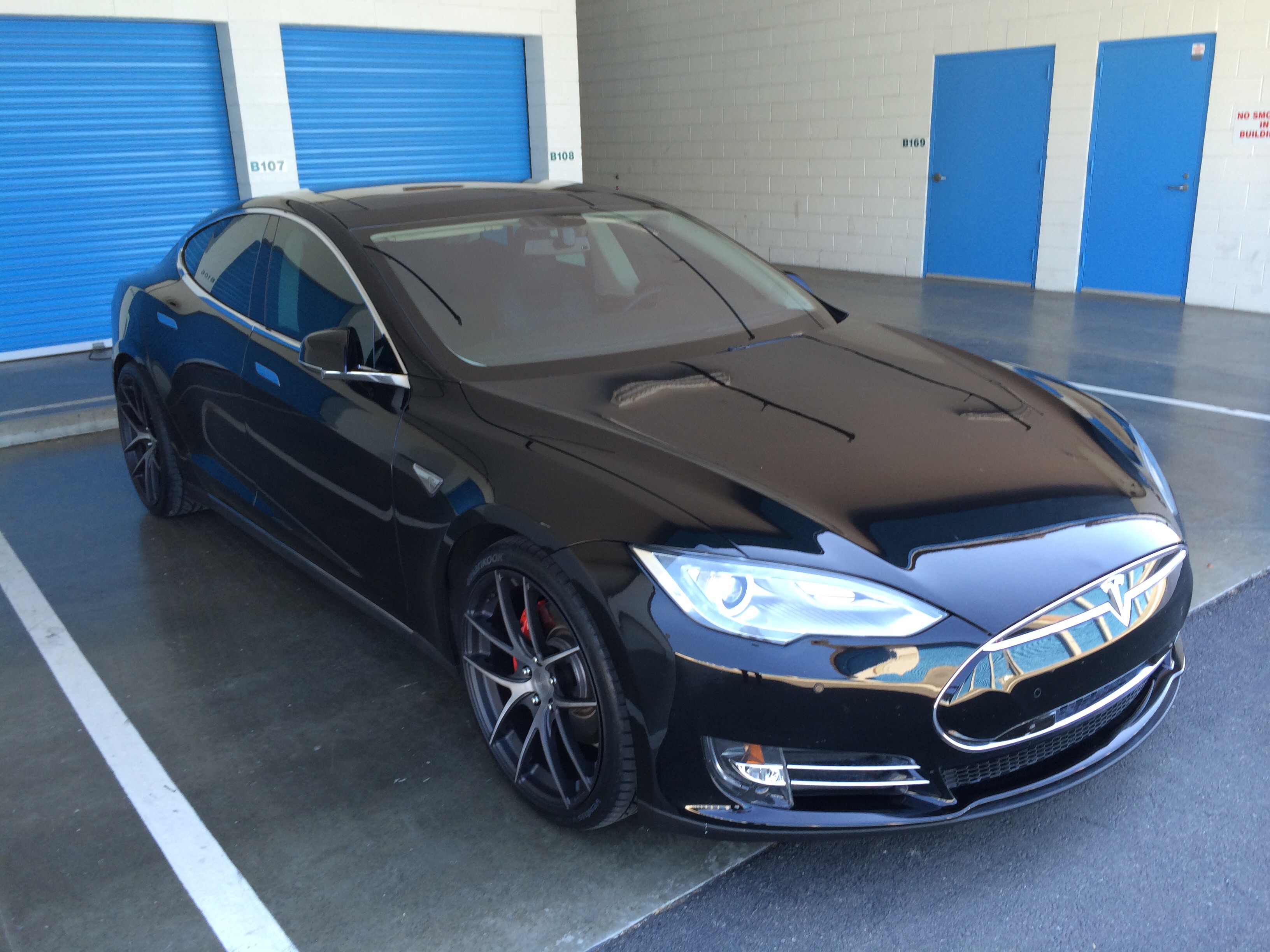 2015 Tesla Model S photo