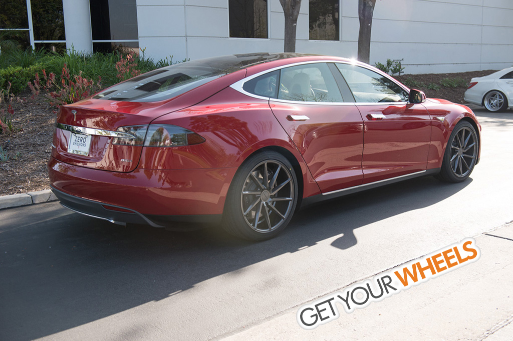 2013 Tesla Model S photo