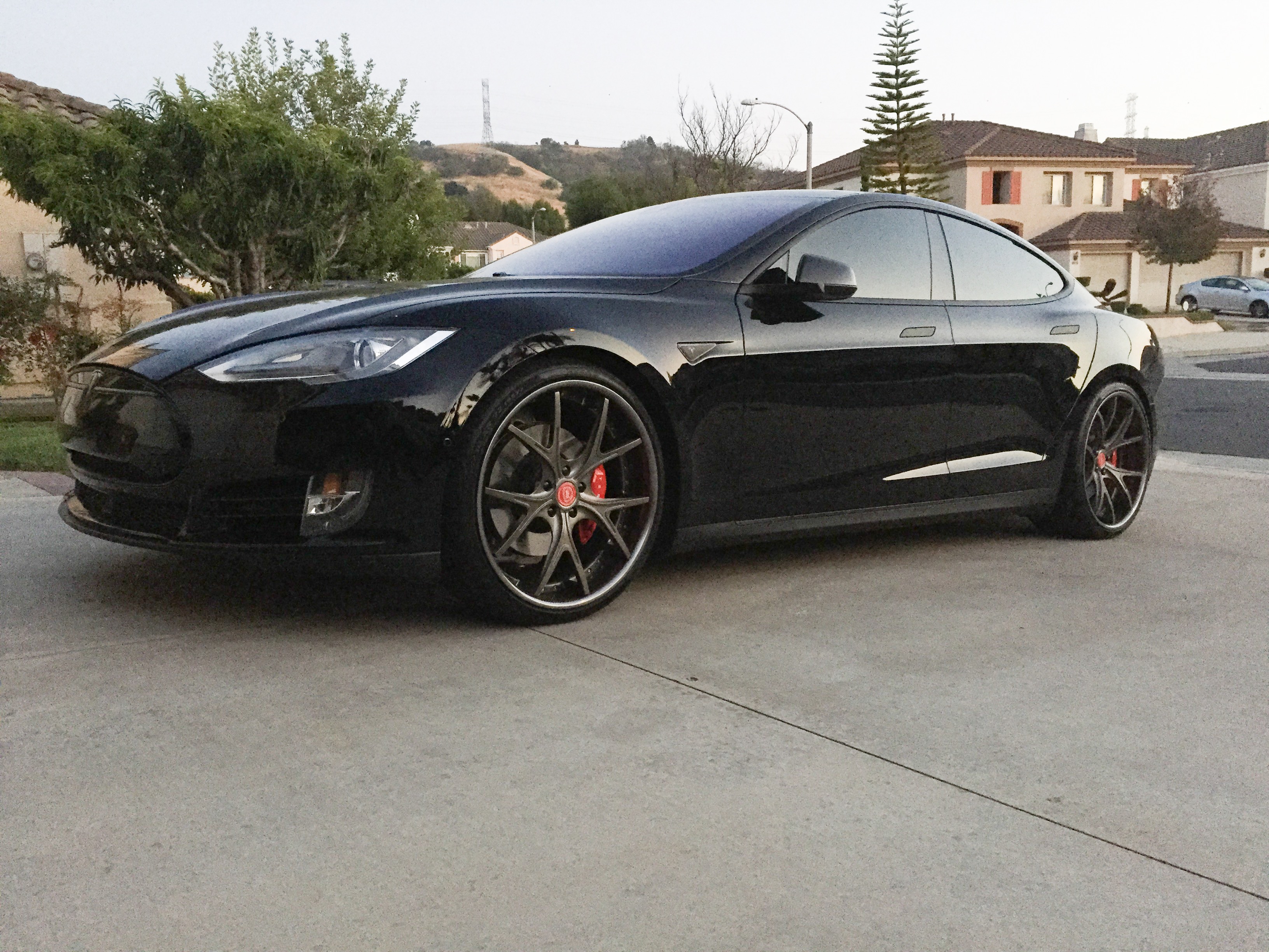 2014 Tesla Model S photo