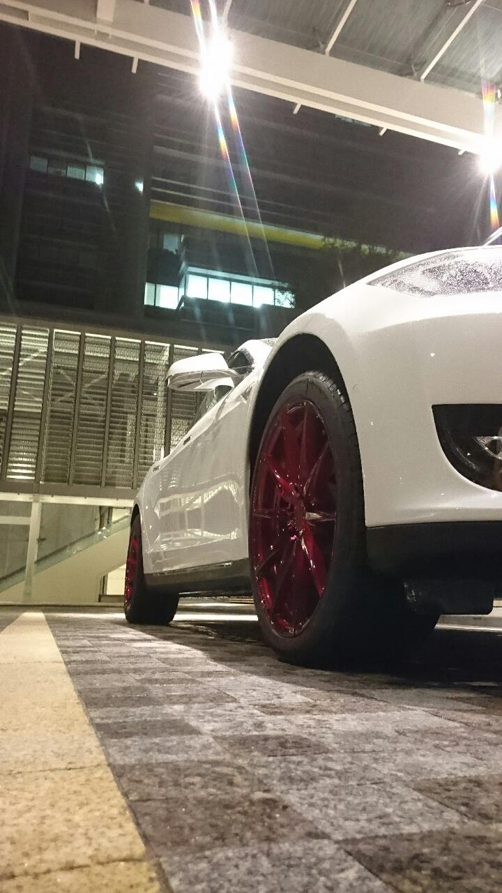 2014 Tesla Model S photo