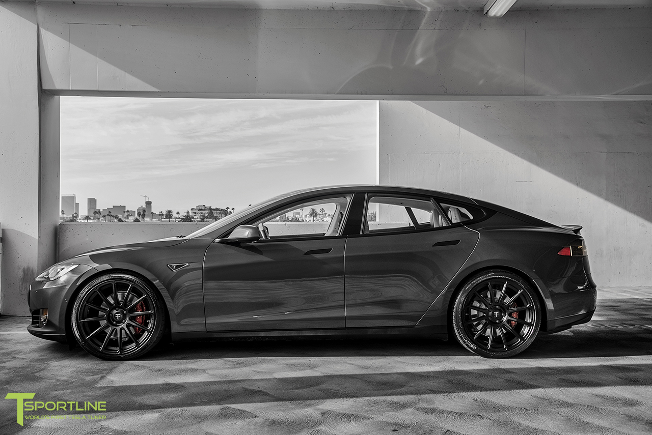 2015 Tesla Model S photo