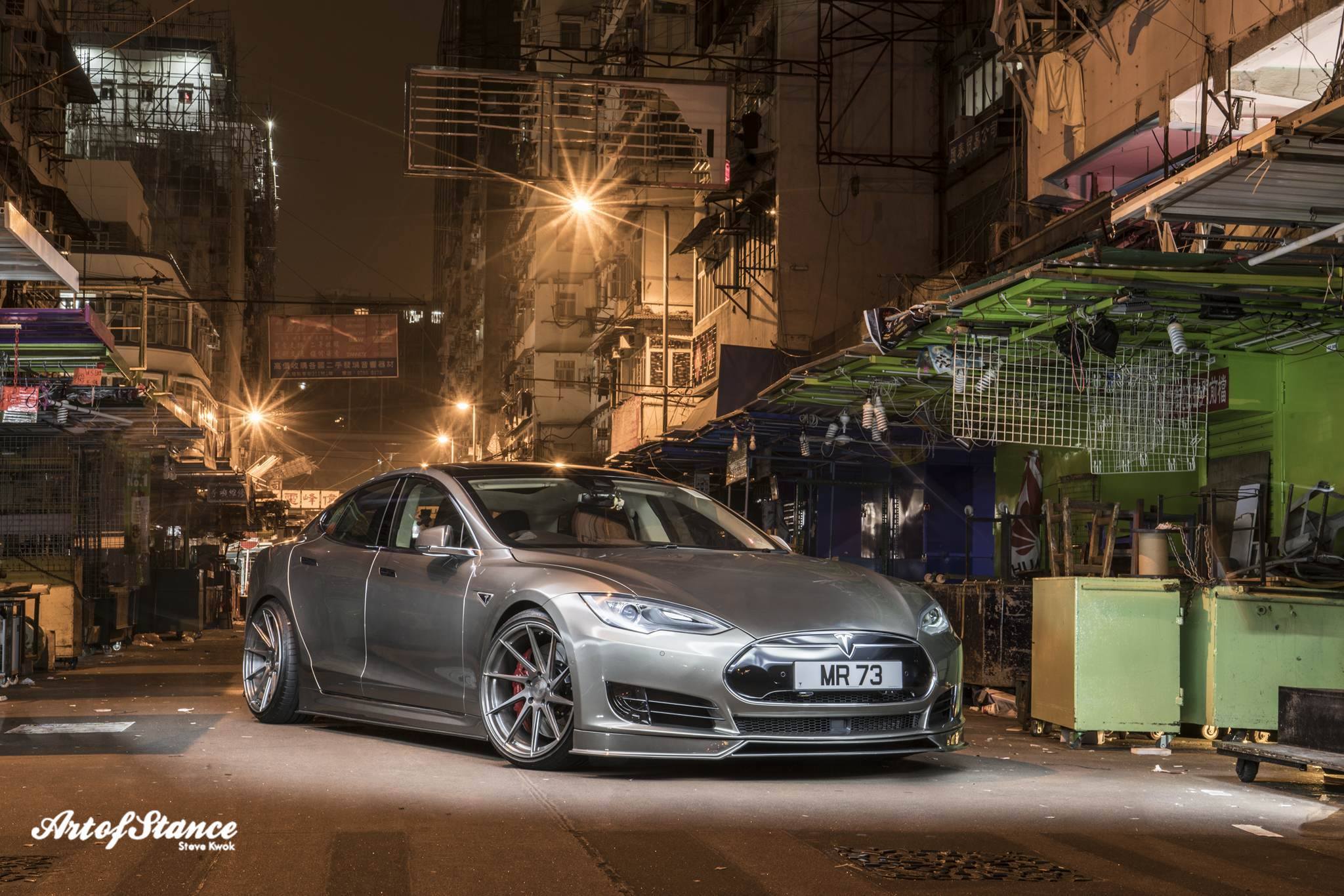 2014 Tesla Model S photo
