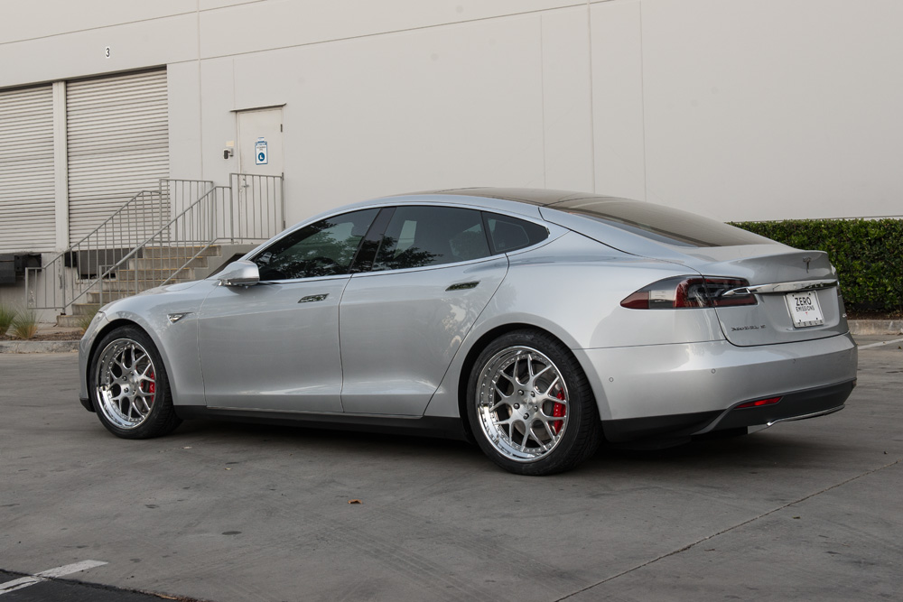 2015 Tesla Model S photo