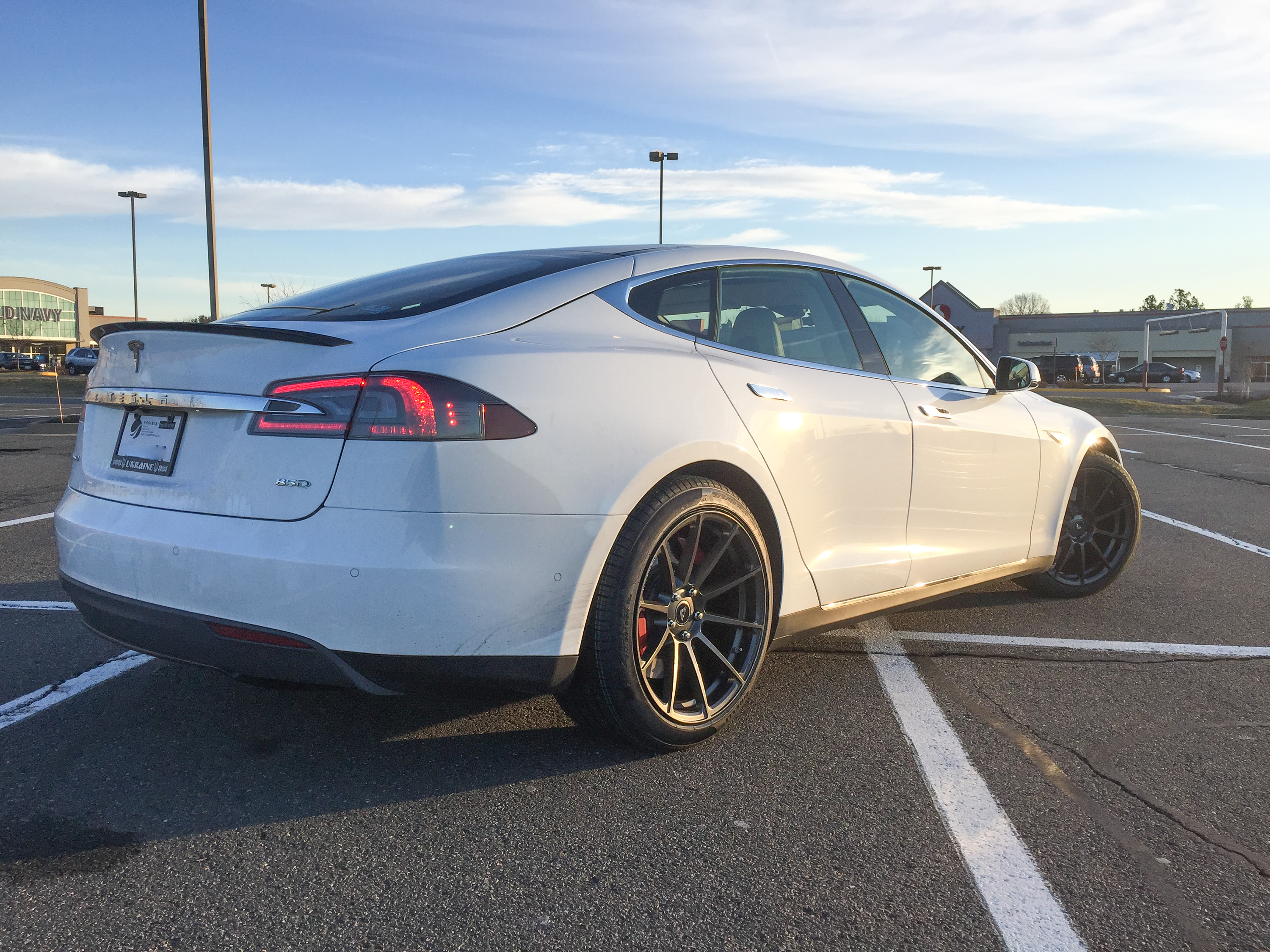 2015 Tesla Model S photo