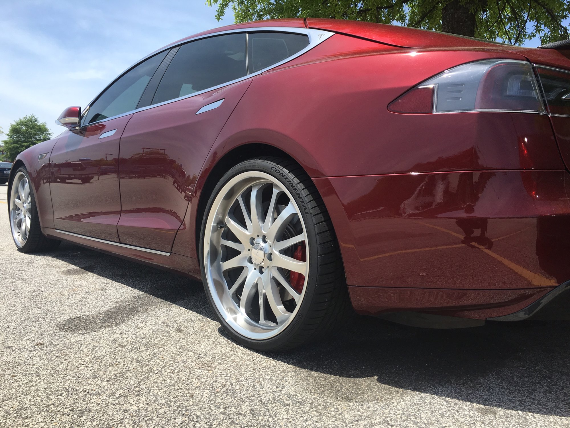 2015 Tesla Model S photo
