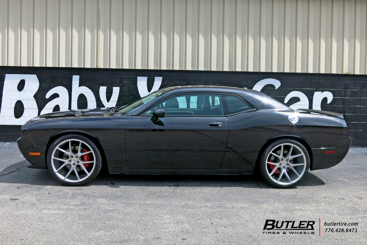2015 Dodge Challenger photo