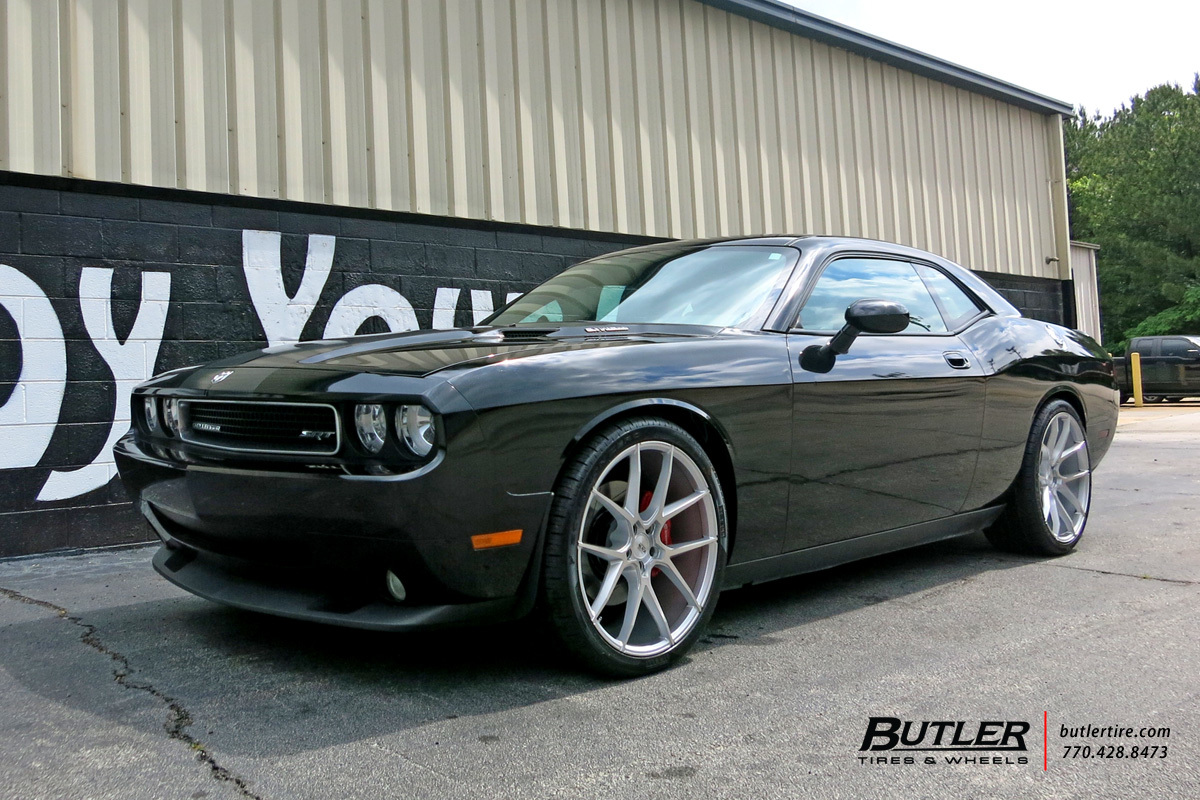 2015 Dodge Challenger photo