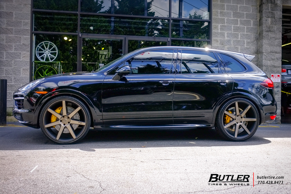 2015 Porsche Cayenne photo