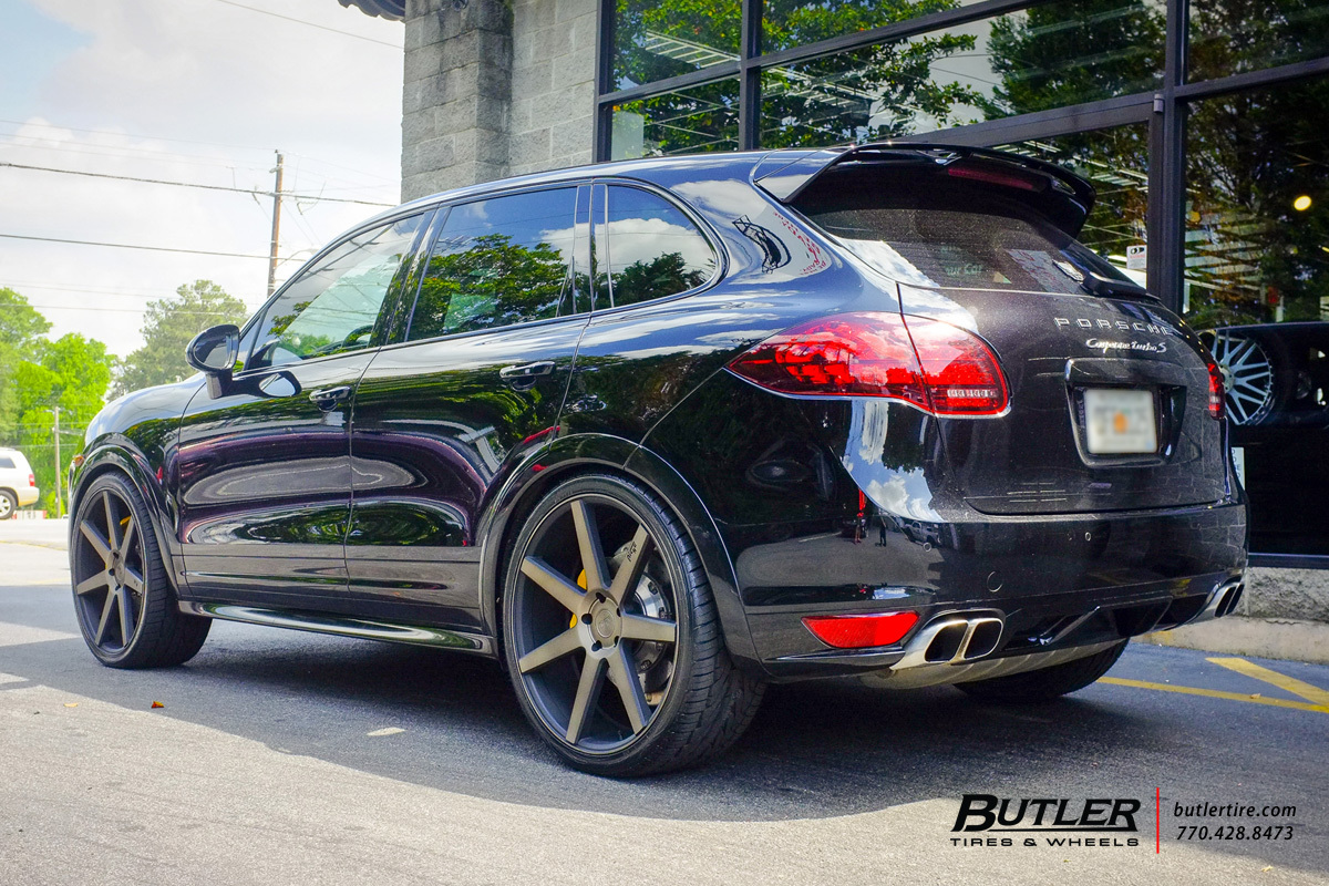 2015 Porsche Cayenne photo