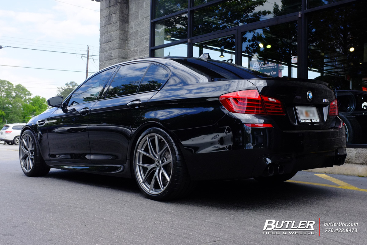 2014 BMW M5 photo