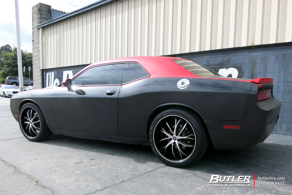 2014 Dodge Challenger photo