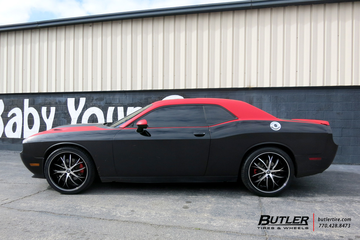 2014 Dodge Challenger photo