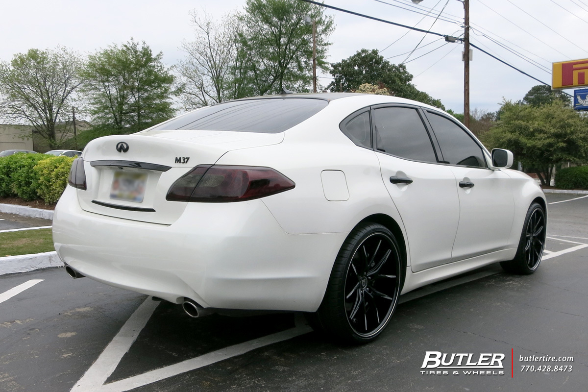 2013 Infiniti M37 photo