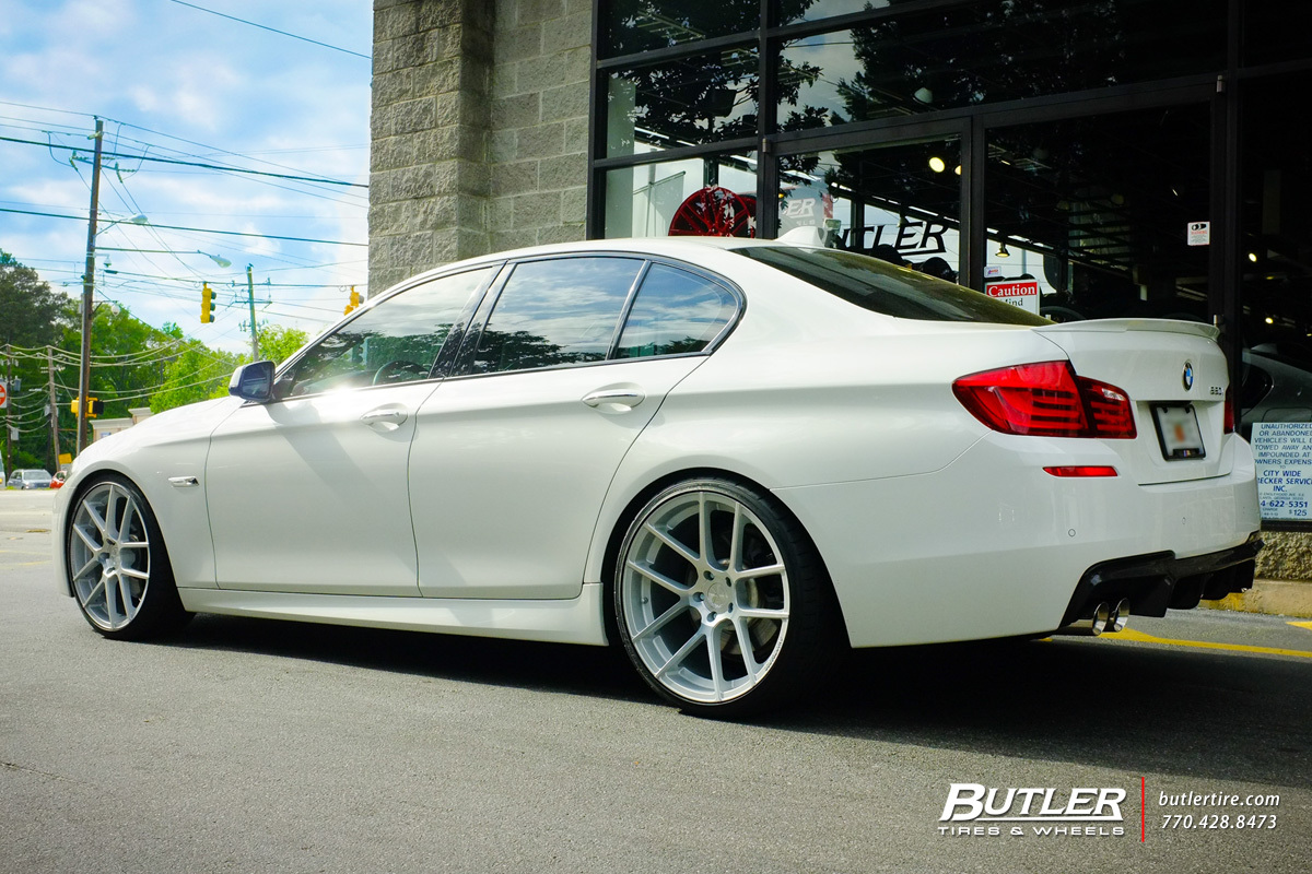 2015 BMW 550 photo