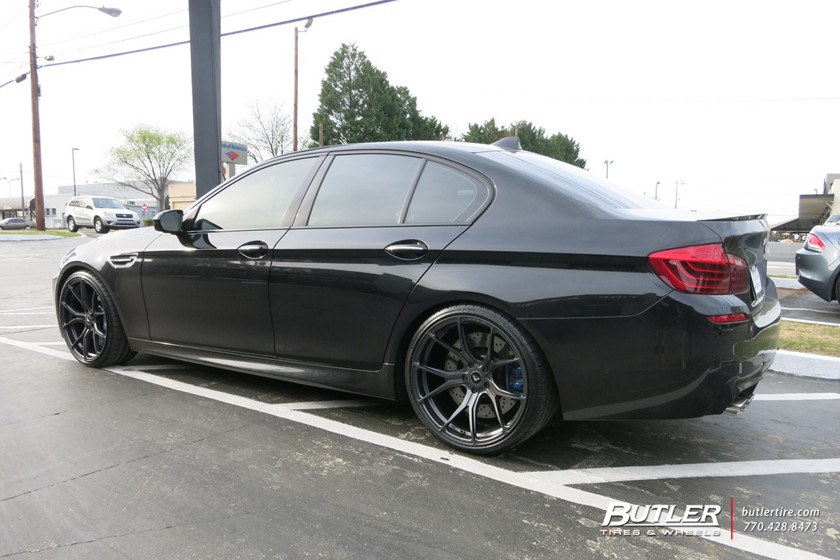 2015 BMW M5 photo