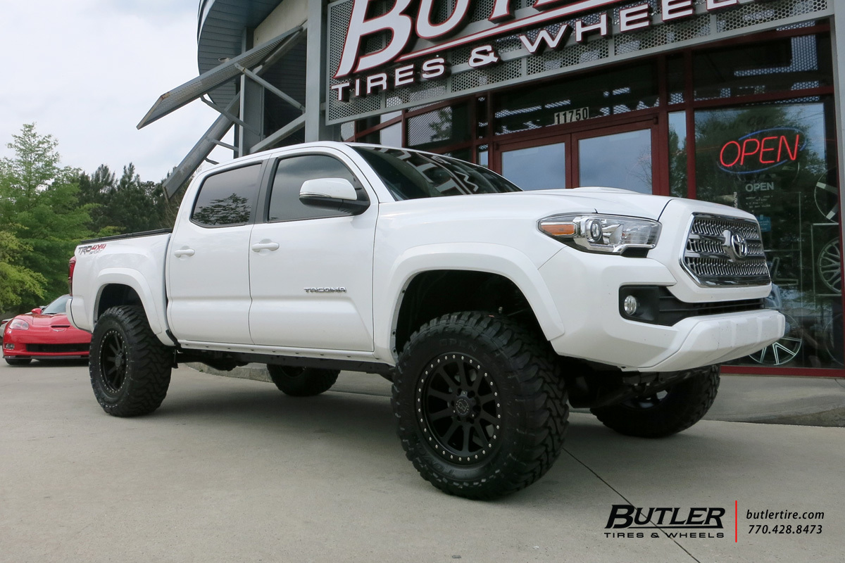 2016 Toyota Tacoma photo