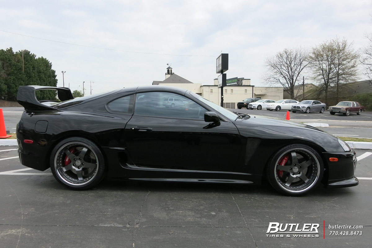 1996 Toyota Supra photo