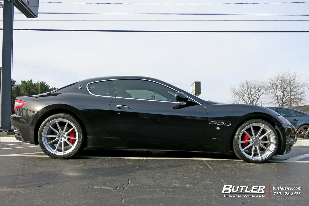 2013 Maserati GranTurismo photo
